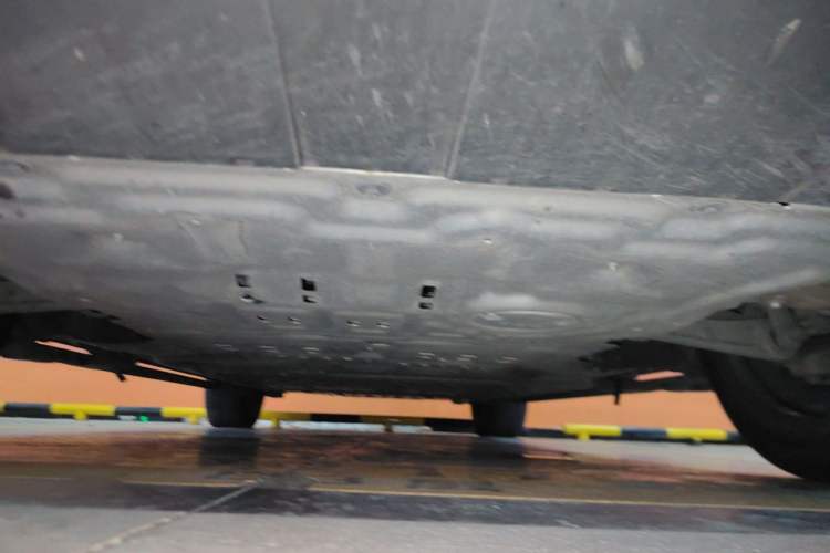 Used Hima AITO M9 2024 Range-Extended Ultra Version 52 kWh 5-Seater Model Chassis Front
