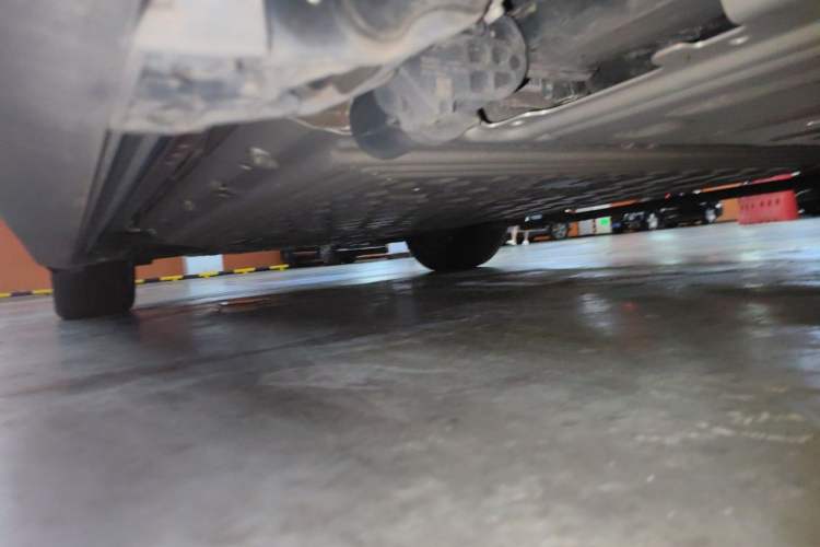 Used Hima AITO M9 2024 Range-Extended Ultra Version 52 kWh 5-Seater Model Chassis Rear Left