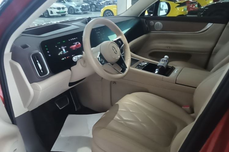 Used Hima AITO M9 2024 Range-Extended Ultra Version 42 kWh 6-Seater Model Driver Seat