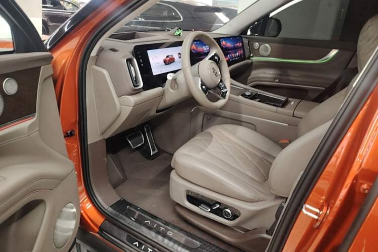 Used Hima AITO M9 2024 Range-Extended Max Edition 42 kWh 6-Seater Version Driver Seat