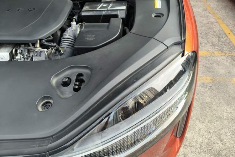 Used Hima AITO M9 2024 Range-Extended Ultra Version 42 kWh 6-Seater Model Engine Bay Left