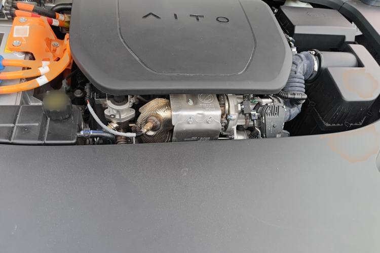 Used Hima AITO M9 2024 Range-Extended Ultra Version 42 kWh 6-Seater Model Engine Bay