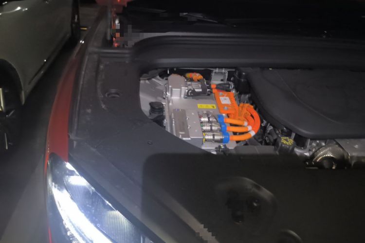 Used Hima AITO M9 2024 Range-Extended Ultra Version 42 kWh 6-Seater Model Engine Bay Right