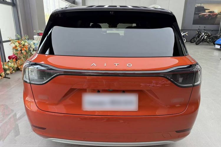 Used Hima AITO M9 2024 Range-Extended Ultra Version 52 kWh 5-Seater Model Exterior 3