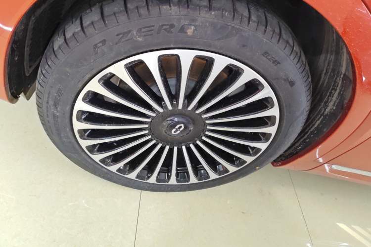Used Hima AITO M9 2024 Range-Extended Ultra Version 52 kWh 5-Seater Model Exterior 3