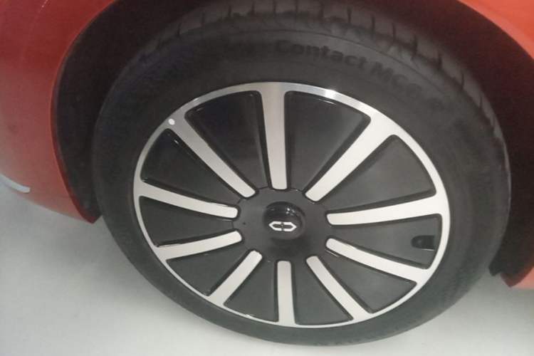 Used Hima AITO M9 2024 Range-Extended Max Edition 42 kWh 6-Seater Version Exterior 4