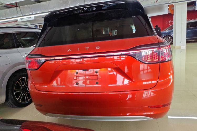 Used Hima AITO M9 2024 Range-Extended Ultra Version 52 kWh 5-Seater Model Exterior 4