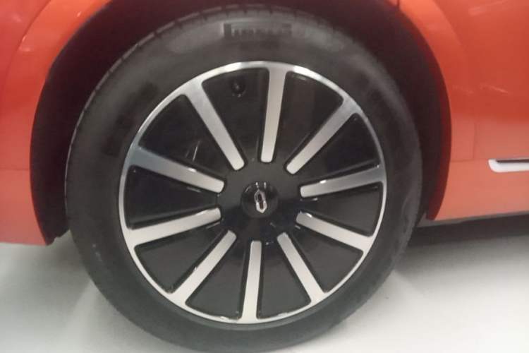 Used Hima AITO M9 2024 Range-Extended Max Edition 42 kWh 6-Seater Version Exterior 5