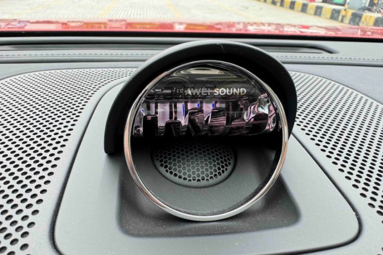 Used Hima AITO M9 2024 Range-Extended Ultra Version 42 kWh 6-Seater Model Interior 11