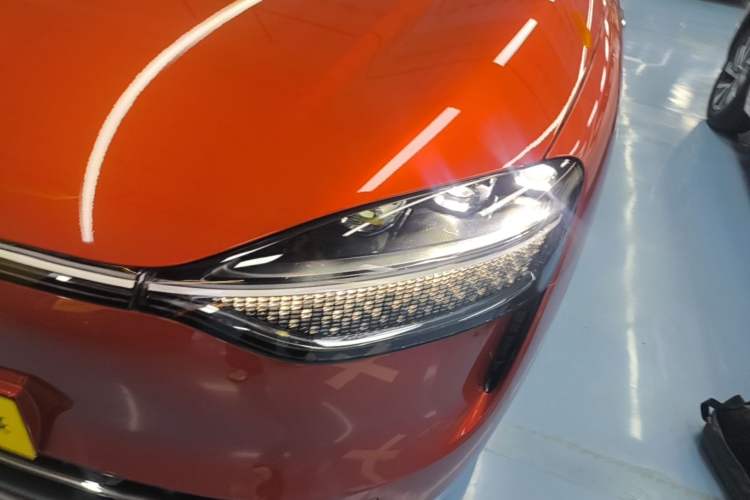 Used Hima AITO M9 2024 Range-Extended Ultra Version 52 kWh 5-Seater Model Left Front Headlight