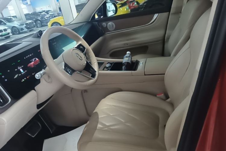 Used Hima AITO M9 2024 Range-Extended Ultra Version 42 kWh 6-Seater Model Left Front Seat