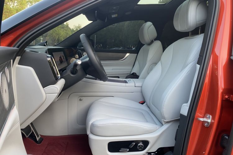 Used Hima AITO M9 2024 Range-Extended Max Edition 52 kWh 5-Seater Version Left Front Seat