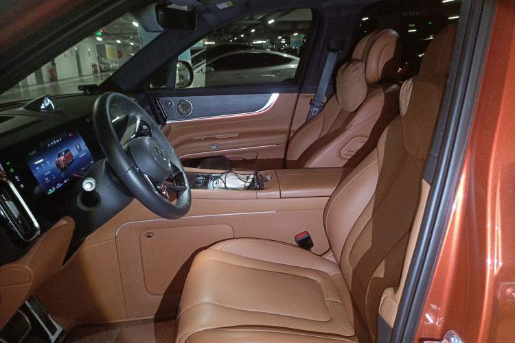 Used Hima AITO M9 2024 Range-Extended Max Edition 42 kWh 6-Seater Version Left Front Seat