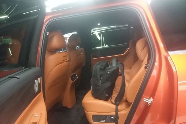 Used Hima AITO M9 2024 Range-Extended Max Edition 42 kWh 6-Seater Version Left Rear Seat