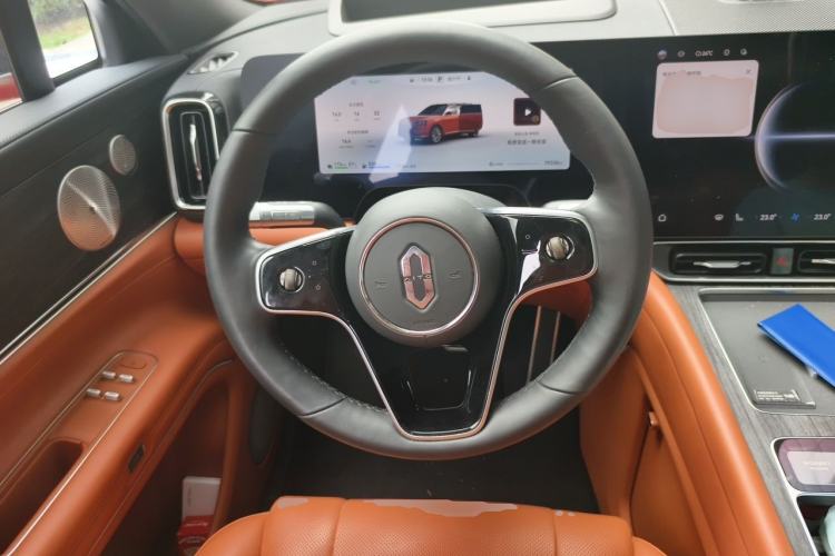 Used Hima AITO M9 2024 Range-Extended Ultra Version 42 kWh 6-Seater Model Steering Wheel