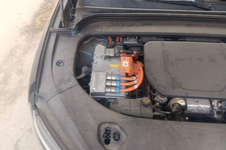 Used Hima AITO M9 2024 Range-Extended Ultra Version 42 kWh 6-Seater Model Engine Bay Right