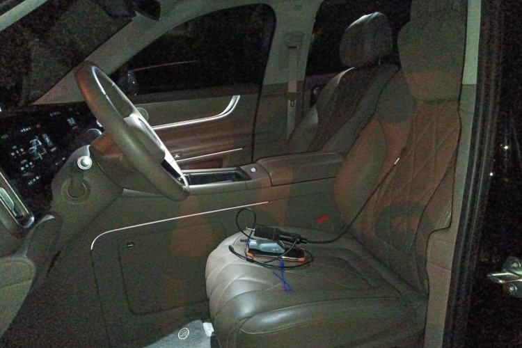 Used Hima AITO M9 2024 All-Electric Ultra Version 100 kWh 6-Seater Model Left Front Seat