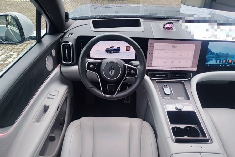Used Hima AITO M9 2024 Range-Extended Ultra Version 52 kWh 5-Seater Model Steering Wheel