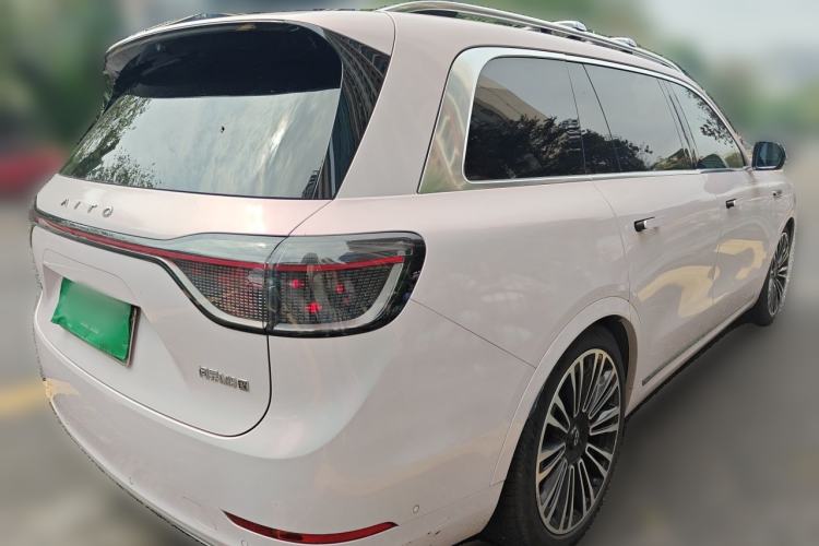 Used Hima AITO M9 2024 All-Electric Ultra Version 100 kWh 6-Seater Model Rear Right 45 Deg