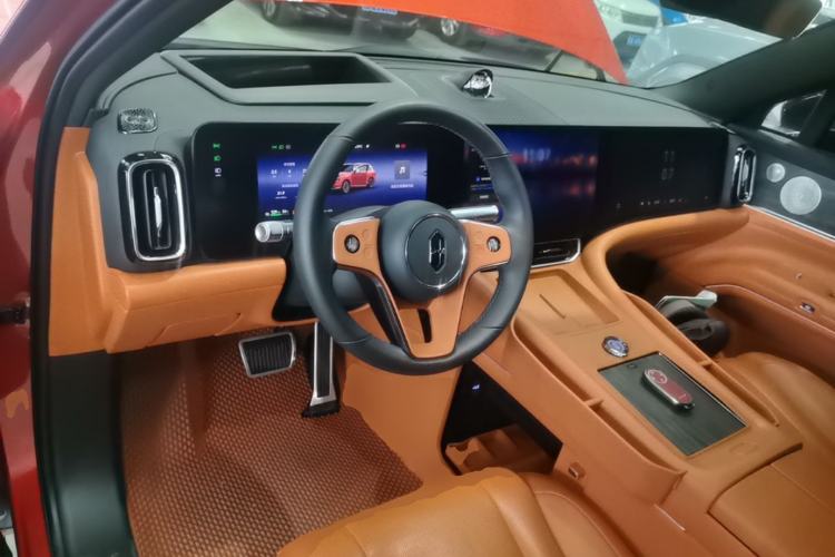 Used Hima AITO M9 2024 Range-Extended Ultra Version 52 kWh 5-Seater Model Center Console