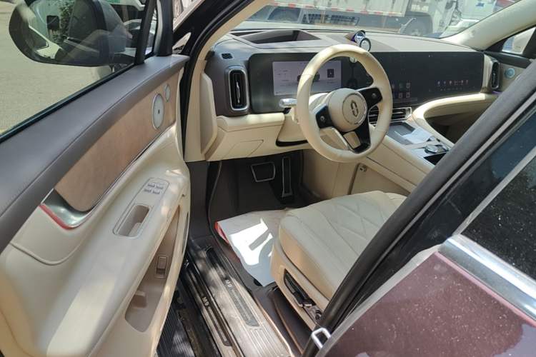 Used Hima AITO M9 2024 Range-Extended Max Edition 42 kWh 5-Seater Version Driver Seat