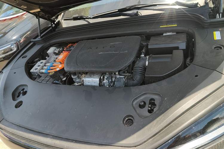 Used Hima AITO M9 2024 Range-Extended Max Edition 42 kWh 5-Seater Version Engine Bay