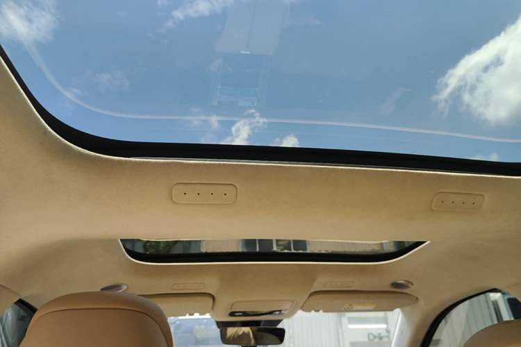 Used Hima AITO M9 2024 Range-Extended Max Edition 42 kWh 5-Seater Version Headliner