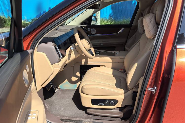 Used Hima AITO M9 2024 Range-Extended Max Edition 42 kWh 5-Seater Version Interior 2