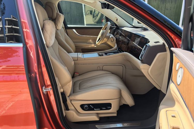 Used Hima AITO M9 2024 Range-Extended Max Edition 42 kWh 5-Seater Version Interior 3