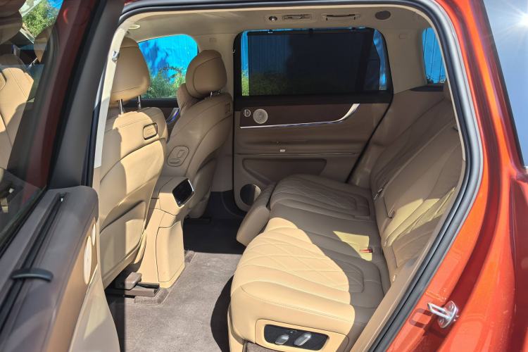 Used Hima AITO M9 2024 Range-Extended Max Edition 42 kWh 5-Seater Version Interior 4