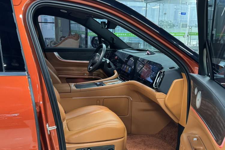 Used Hima AITO M9 2024 Range-Extended Ultra Version 52 kWh 6-Seater Model Interior 6