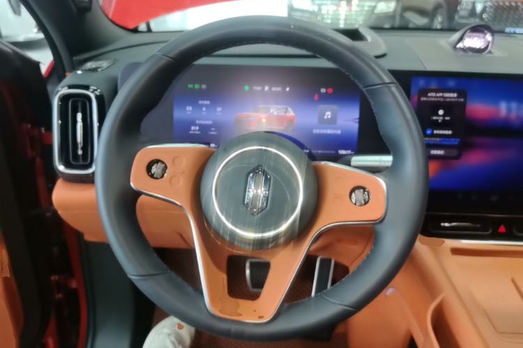 Used Hima AITO M9 2024 Range-Extended Ultra Version 52 kWh 5-Seater Model Steering Wheel