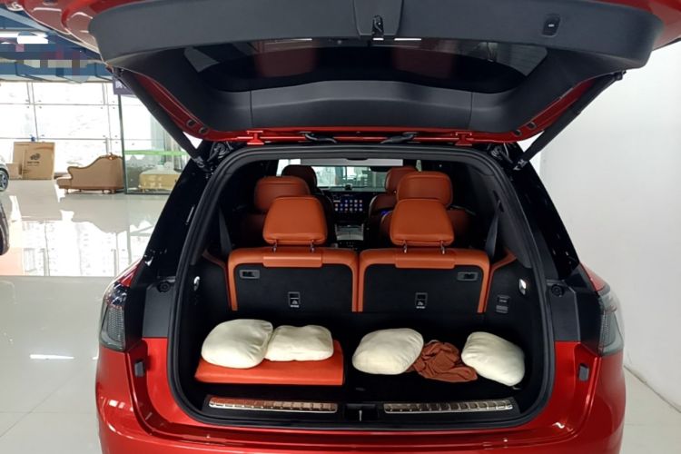 Used Hima AITO M9 2024 Range-Extended Ultra Version 52 kWh 6-Seater Model Trunk