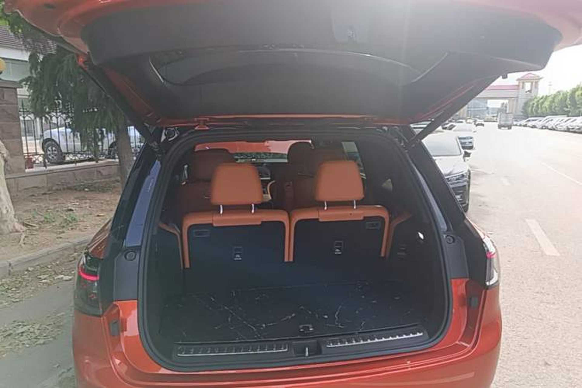 Used Hima AITO M9 2024 Range-Extended Ultra Version 42 kWh 6-Seater Model Trunk