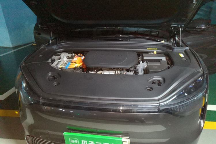 Used Hima AITO M9 2024 Range-Extended Ultra Version 52 kWh 5-Seater Model Engine Bay