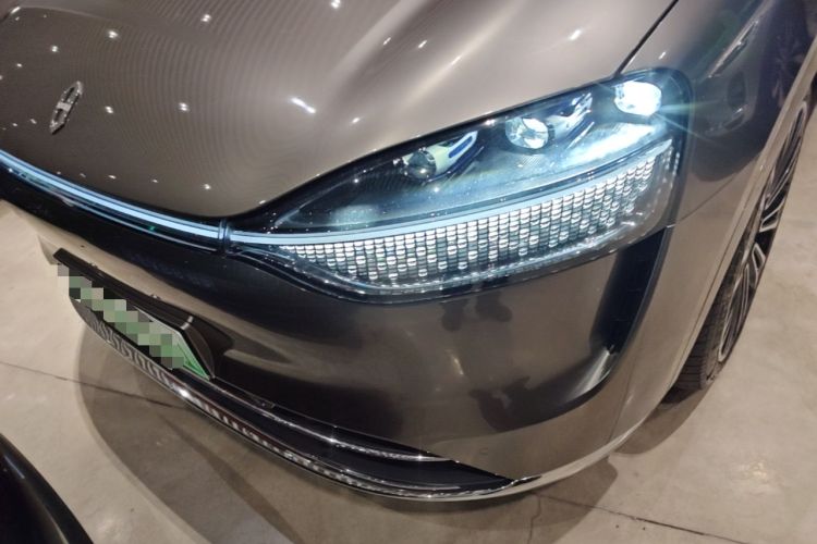 Used Hima AITO M9 2024 Range-Extended Ultra Version 42 kWh 6-Seater Model Left Front Headlight