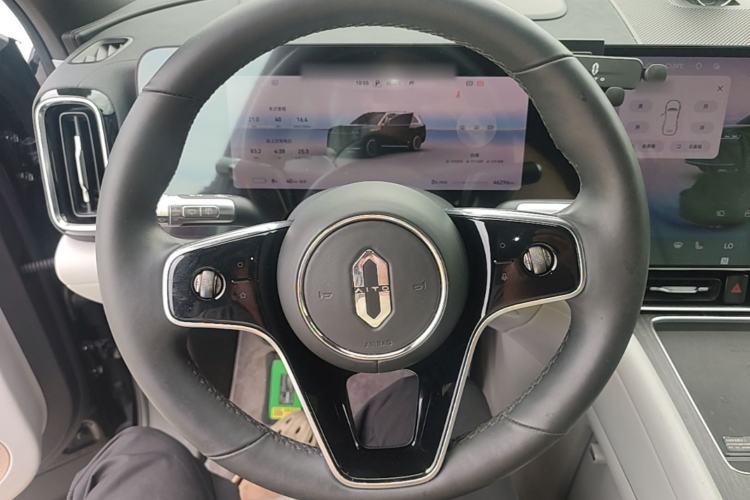 Used Hima AITO M9 2024 All-Electric Ultra Version 100 kWh 6-Seater Model Steering Wheel