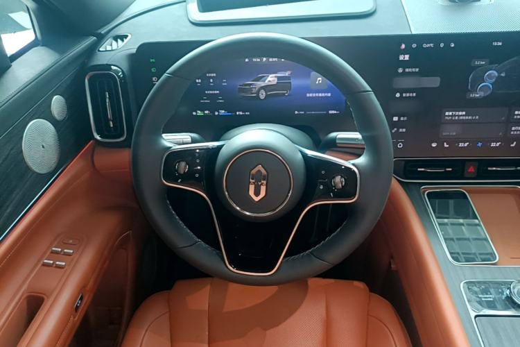 Used Hima AITO M9 2024 Range-Extended Max Edition 42 kWh 6-Seater Version Steering Wheel