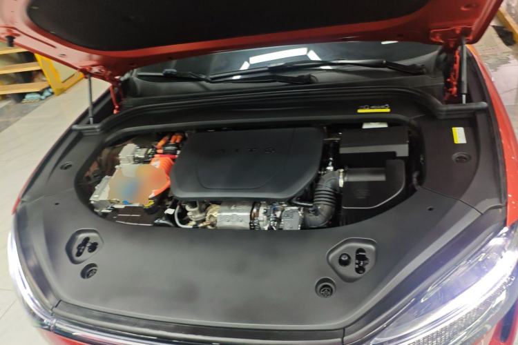 Used Hima AITO M9 2024 Range-Extended Ultra Version 52 kWh 5-Seater Model Engine Bay