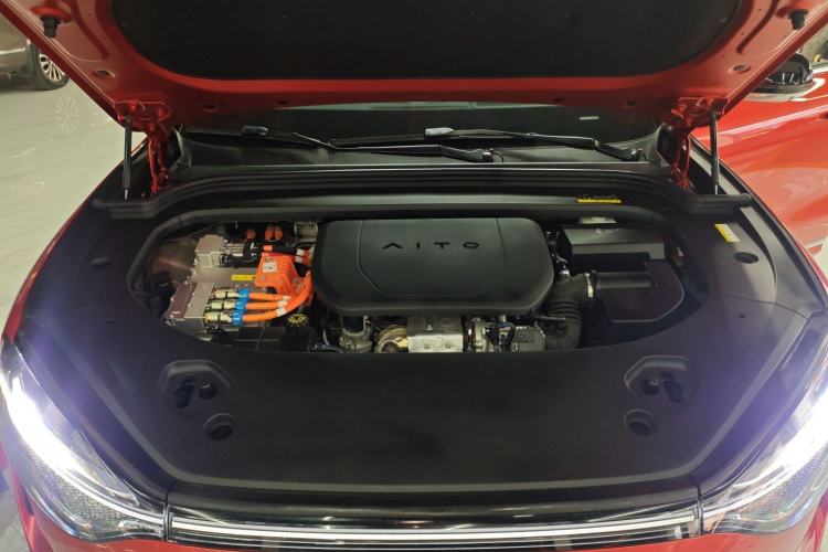 Used Hima AITO M9 2024 Range-Extended Ultra Version 52 kWh 5-Seater Model Engine Bay