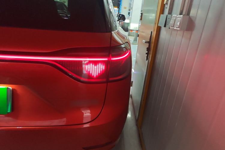 Used Hima AITO M9 2024 All-Electric Ultra Version 100 kWh 5-Seater Model Exterior 3