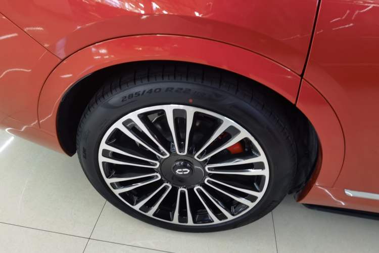 Used Hima AITO M9 2024 Range-Extended Ultra Version 42 kWh 6-Seater Model Exterior 8