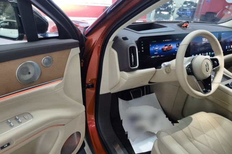 Used Hima AITO M9 2024 Range-Extended Ultra Version 42 kWh 6-Seater Model Interior 3