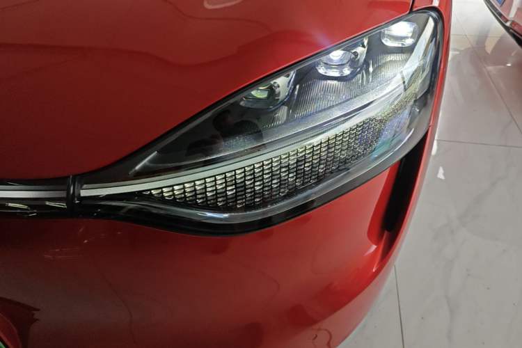 Used Hima AITO M9 2024 All-Electric Ultra Version 100 kWh 5-Seater Model Left Front Headlight