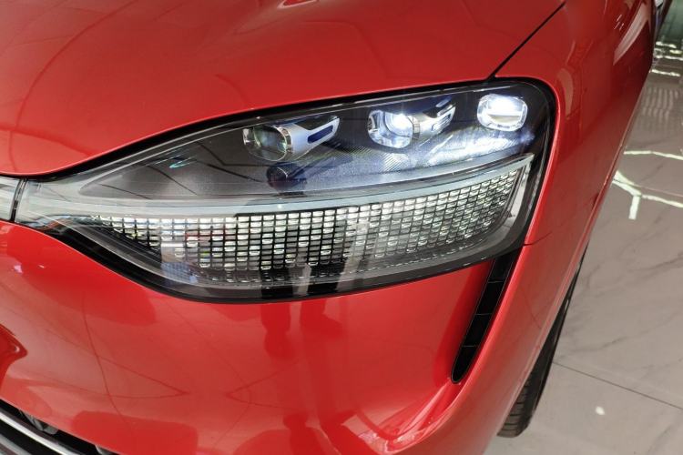 Used Hima AITO M9 2024 Range-Extended Ultra Version 52 kWh 6-Seater Model Left Front Headlight