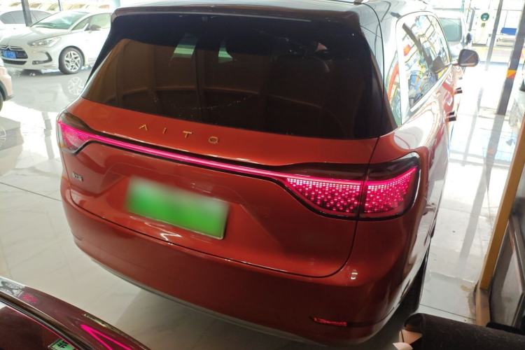 Used Hima AITO M9 2024 Range-Extended Ultra Version 52 kWh 6-Seater Model Rear Right 45 Deg