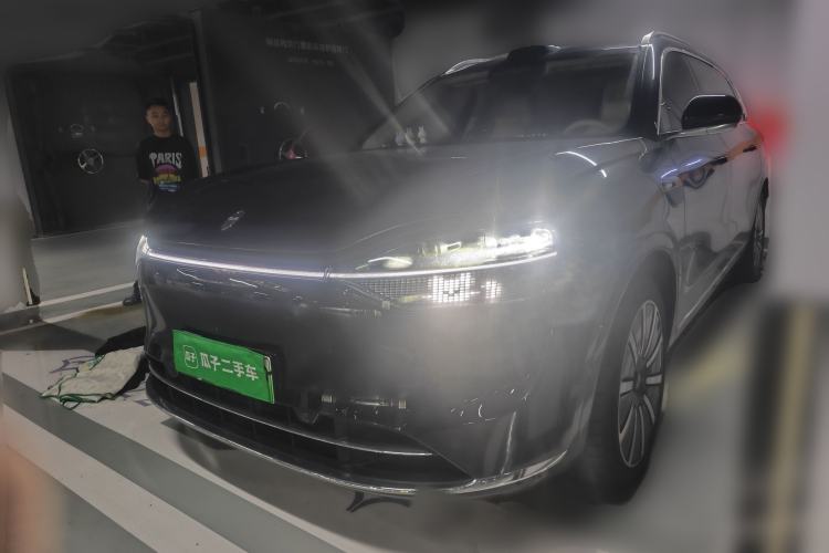 Hima AITO M9 2025 Extended-Range Ultra Version 52 kWh 6-Seater