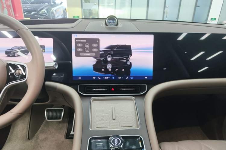 Used Hima AITO M9 2025 Extended-Range Ultra Version 52 kWh 5-Seater Edition Audio And AC Panel