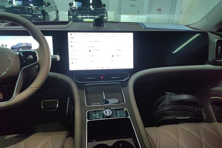 Used Hima AITO M9 2025 Extended-Range Ultra Version 52 kWh 5-Seater Edition Audio And AC Panel