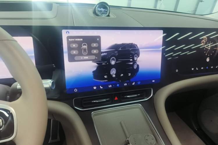 Used Hima AITO M9 2025 Extended-Range Ultra Version 52 kWh 5-Seater Edition Audio And AC Panel
